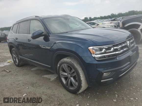 2018 Volkswagen Atlas SE with VIN 1V2PR2CA9JC535475, listed as a Copart auction lot 59427055 with 114,222 mi miles and Salvage title. Bid and sale history available at DreamBid. Image 4.