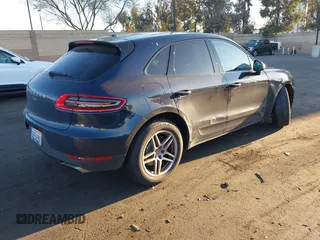 2018 Porsche Macan with VIN WP1AA2A59JLB03147, listed as a IAAI auction lot 41862122 with 76,279 mi miles and . Bid and sale history available at DreamBid. Image 4.