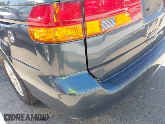 2004 Honda Odyssey EX with VIN 5FNRL18684B027564, listed as a IAAI auction lot 42044126 with 185,627 mi miles and . Bid and sale history available at DreamBid. Image 6.
