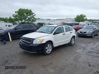 2007 Dodge Caliber SXT z VIN 1B3HB48B57D202346, wystawiony jako IAAI lot #42331290 z przebiegiem 182 814 mil mil oraz . Historia ofert i sprzedaży dostępna na DreamBid. Obrazek 2.