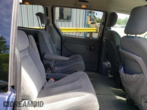 2005 Dodge Caravan SXT with VIN 2D4GP44L95R280846, listed as a Copart auction lot 56608455 with 174,140 mi miles and Salvage title. Bid and sale history available at DreamBid. Image 11.