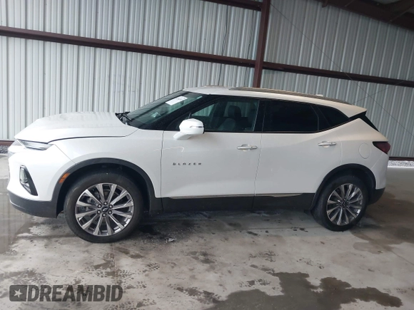 2022 Chevrolet Blazer Premier z VIN 3GNKBLR46NS148039, wystawiony jako IAAI lot #42264392 z przebiegiem 68 246 mil mil oraz . Historia ofert i sprzedaży dostępna na DreamBid. Obrazek 14.