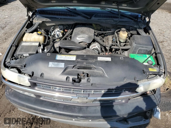2001 Chevrolet Silverado 2500 with VIN 1GCGK29U51Z185752, listed as a Copart auction lot 51232125 with 205,401 mi miles and Salvage Title. Bid and sale history available at carsss.com. Image 11.