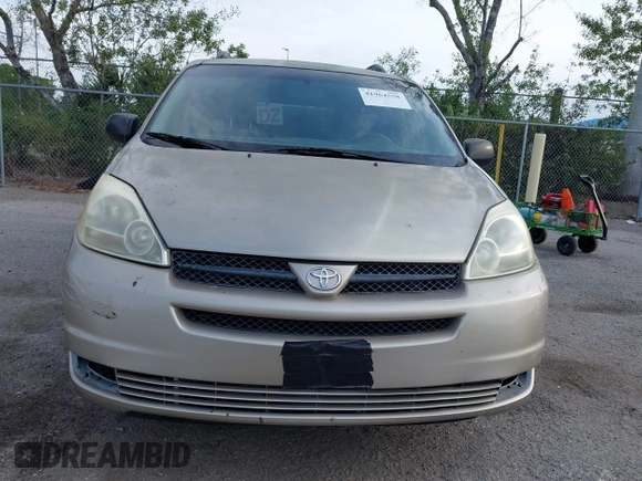 2005 Toyota Sienna CE with VIN 5TDZA23C65S226571, listed as a IAAI auction lot 41964558 with 111,827 mi miles. Bid and sale history available at carsss.com. Image 13.