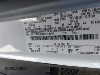 2016 Ford Transit z VIN 1FTYE2CM6GKA15762, wystawiony jako IAAI lot #41338363 z przebiegiem Nie podano mil oraz . Historia ofert i sprzedaży dostępna na DreamBid. Obrazek 9.