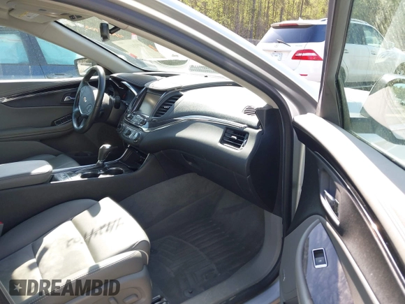 2015 Chevrolet Impala LT with VIN 2G1125S35F9213472, listed as a IAAI auction lot 41924702 with 124,656 mi miles and . Bid and sale history available at DreamBid. Image 5.