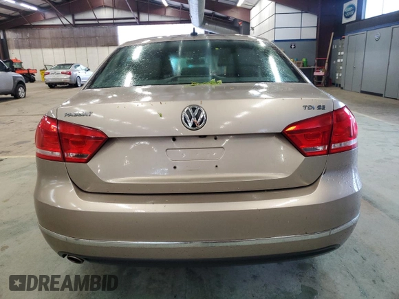 2015 Volkswagen Passat SE с VIN 1VWBV7A38FC072063, выставлен на аукционе Copart как лот 55957005 с пробегом 140 821 миль миль и Чистый • Clean title. История ставок и продаж доступна на DreamBid. Изображение 6.