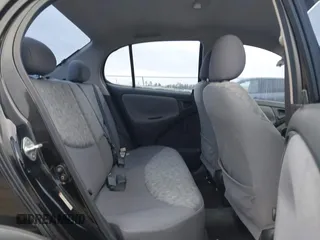 2000 Toyota ECHO z VIN JTDBT1231Y0098187, wystawiony jako IAAI lot #41611994 z przebiegiem 94 750 mil mil oraz . Historia ofert i sprzedaży dostępna na DreamBid. Obrazek 8.