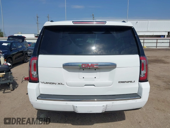 2019 GMC Yukon XL Denali with VIN 1GKS1HKJ8KR378385, listed as a IAAI auction lot 41580041 with 115,481 mi miles. Bid and sale history available at carsss.com. Image 16.