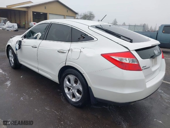 2011 Honda Accord Crosstour EX-L with VIN 5J6TF2H59BL007077, listed as a IAAI auction lot 41457267 with 236,154 mi miles. Bid and sale history available at carsss.com. Image 3.