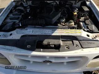 1999 Ford Explorer XLT z VIN 1FMZU34E8XZA16029, wystawiony jako Copart lot #83857034 z przebiegiem 188 329 mil mil oraz Szkoda całkowita • Salvage title. Historia ofert i sprzedaży dostępna na DreamBid. Obrazek 12.