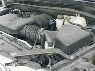 2023 Chevrolet Suburban LT z VIN 1GNSKCKD4PR382714, wystawiony jako IAAI lot #42739708 z przebiegiem 58 318 mil mil oraz . Historia ofert i sprzedaży dostępna na DreamBid. Obrazek 19.