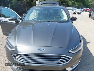 2018 Ford Fusion Titanium с VIN 3FA6P0SU2JR164525, выставлен на аукционе IAAI как лот 42585653 с пробегом 85 712 миль миль и . История ставок и продаж доступна на DreamBid. Изображение 10.