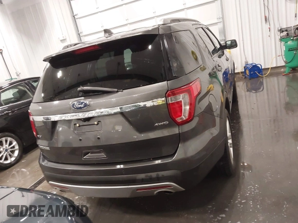 2017 Ford Explorer XLT z VIN 1FM5K8D84HGD50759, wystawiony jako IAAI lot #41707113 z przebiegiem 115 901 mil mil oraz . Historia ofert i sprzedaży dostępna na DreamBid. Obrazek 16.