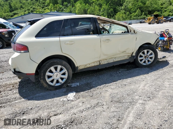 2008 Lincoln MKX z VIN 2LMDU88C28BJ09217, wystawiony jako Copart lot #56649345 z przebiegiem 179 870 mil mil oraz Szkoda całkowita • Salvage title. Historia ofert i sprzedaży dostępna na DreamBid. Obrazek 3.
