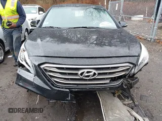 2017 Hyundai Sonata Sport with VIN 5NPE34AF1HH480121, listed as a IAAI auction lot 41823070 with 81,569 mi miles. Bid and sale history available at carsss.com. Image 12.
