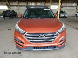 2016 Hyundai Tucson Limited z VIN KM8J33A25GU180703, wystawiony jako Copart lot #51739495 z przebiegiem 104 221 mil mil oraz Czysty tytuł • Clean title. Historia ofert i sprzedaży dostępna na DreamBid. Obrazek 5.