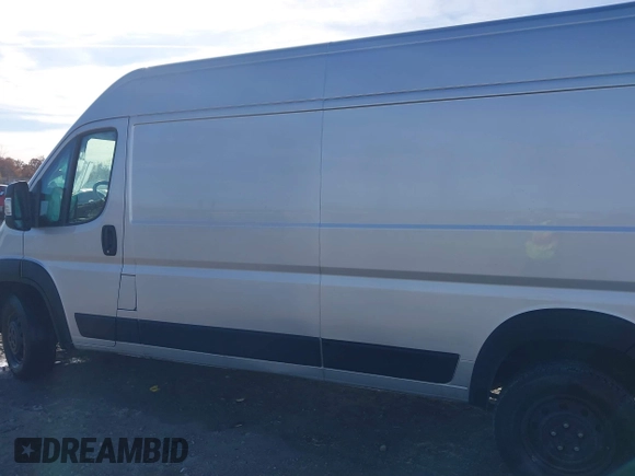 2023 Ram ProMaster Cargo with VIN 3C6MRVJG5PE501250, listed as a IAAI auction lot 40670587 with 97,369 mi miles and . Bid and sale history available at DreamBid. Image 14.