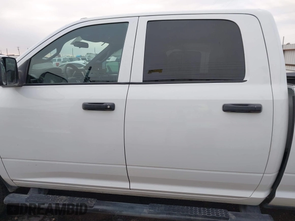 2021 Ram 2500 Tradesman with VIN 3C6UR5HL9MG582014, listed as a IAAI auction lot 41341443 with 127,007 mi miles and . Bid and sale history available at DreamBid. Image 14.
