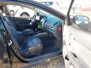 2011 Kia Forte SX с VIN KNAFW5A3XB5338328, выставлен на аукционе IAAI как лот 41403807 с пробегом 178 419 миль миль и . История ставок и продаж доступна на DreamBid. Изображение 5.