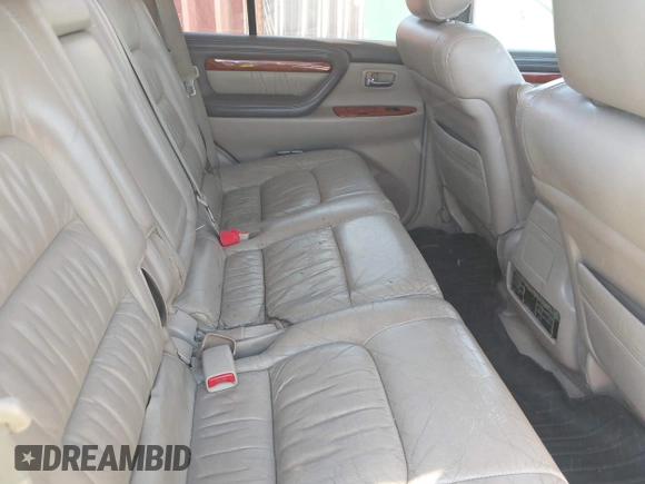 2000 Lexus LX 470 with VIN JT6HT00W5Y0080249, listed as a IAAI auction lot 41726247 with 315,707 mi miles and . Bid and sale history available at carsss.com. Image 8.