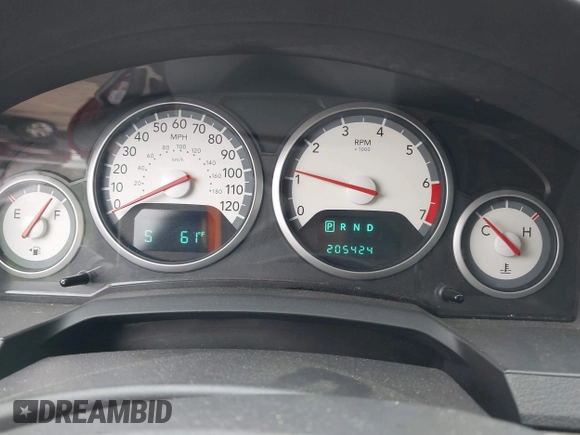 2010 Dodge Grand Caravan SXT z VIN 2D4RN5D19AR258407, wystawiony jako IAAI lot #42072185 z przebiegiem 205 424 mil mil oraz . Historia ofert i sprzedaży dostępna na DreamBid. Obrazek 7.