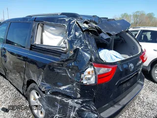 2017 Toyota Sienna LE Auto Access Seat with VIN 5TDKZ3DC6HS830933, listed as a IAAI auction lot 41973417 with 88,449 mi miles and . Bid and sale history available at DreamBid. Image 14.