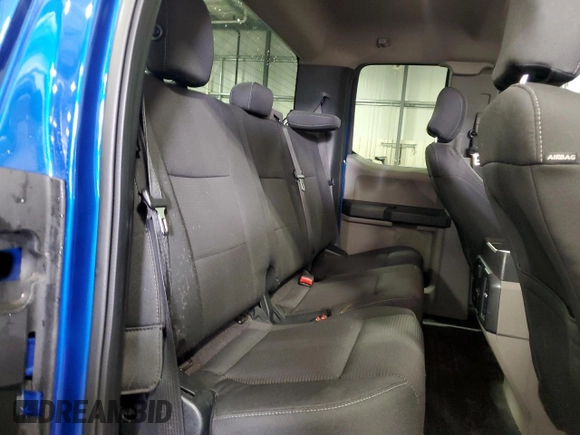 2017 Ford F-150 XL z VIN 1FTEX1EP5HFA26020, wystawiony jako Copart lot #57785615 z przebiegiem 136 814 mil mil oraz Szkoda całkowita • Salvage title. Historia ofert i sprzedaży dostępna na DreamBid. Obrazek 10.