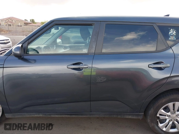 2020 Kia Soul LX with VIN KNDJ23AU7L7107950, listed as a IAAI auction lot 41963472 with 63,786 mi miles. Bid and sale history available at carsss.com. Image 14.