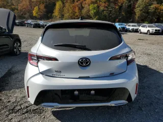 2022 Toyota Corolla Hatchback SE with VIN JTNB4MBE9N3187897, listed as a Copart auction lot 44676025 with 37,321 mi miles and Salvage Title. Bid and sale history available at carsss.com. Image 6.