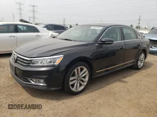 2017 Volkswagen Passat SE z VIN 1VWGT7A36HC063392, wystawiony jako Copart lot #60846895 z przebiegiem 153 006 mil mil oraz Czysty tytuł • Clean title. Historia ofert i sprzedaży dostępna na DreamBid. Obrazek 1.