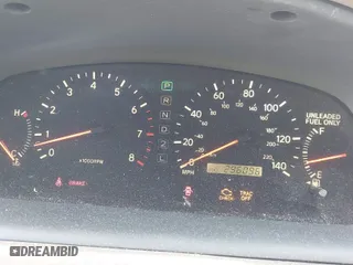 2001 Lexus ES 300 with VIN JT8BF28G510299084, listed as a IAAI auction lot 41593881 with 296,096 mi miles. Bid and sale history available at carsss.com. Image 7.