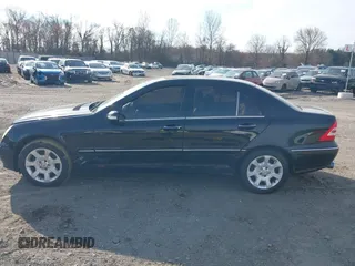 2006 Mercedes-Benz C 280 Luxury z VIN WDBRF92H86F796224, wystawiony jako IAAI lot #41838403 z przebiegiem 152 974 mil mil oraz . Historia ofert i sprzedaży dostępna na DreamBid. Obrazek 15.