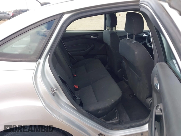 2018 Ford Focus SE with VIN 1FADP3F2XJL246535, listed as a IAAI auction lot 41687682 with 29,980 mi miles. Bid and sale history available at carsss.com. Image 8.