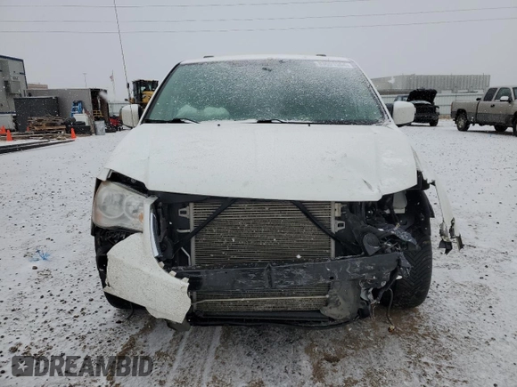 2014 Chrysler Town & Country Touring with VIN 2C4RC1BG0ER220606, listed as a Copart auction lot 83691564 with 112,027 mi miles and Salvage Title. Bid and sale history available at carsss.com. Image 5.
