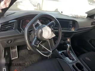 2019 Volkswagen Jetta GLI S z VIN 3VW6T7BU8KM252439, wystawiony jako Copart lot #71389362 z przebiegiem Nie podano mil oraz . Historia ofert i sprzedaży dostępna na DreamBid. Obrazek 8.
