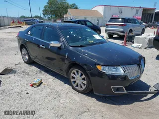 2011 Lincoln MKZ with VIN 3LNHL2GC9BR763431, listed as a IAAI auction lot 42037377 with 331,415 mi miles. Bid and sale history available at carsss.com. Image 1.
