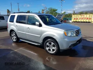 2013 Honda Pilot EX-L with VIN 5FNYF3H5XDB011291, listed as a IAAI auction lot 41266102 with 89,237 mi miles. Bid and sale history available at carsss.com. Image 1.