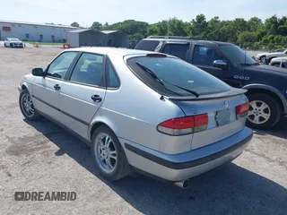 1999 Saab 9-3 z VIN YS3DF55P3X2062289, wystawiony jako IAAI lot #42431225 z przebiegiem 101 086 mil mil oraz . Historia ofert i sprzedaży dostępna na DreamBid. Obrazek 3.