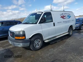 2014 GMC Savana Cargo with VIN 1GTW7FCA0E1904672, listed as a Copart auction lot 44162215 with 60,203 mi miles and Clean Title. Bid and sale history available at carsss.com. Image 1.