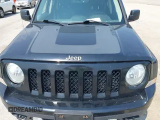 2017 Jeep Patriot Sport z VIN 1C4NJRBB8HD109011, wystawiony jako IAAI lot #42469681 z przebiegiem 207 521 mil mil oraz . Historia ofert i sprzedaży dostępna na DreamBid. Obrazek 6.