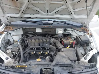 2011 Mitsubishi Endeavor z VIN 4A4JM3AS2BE037110, wystawiony jako IAAI lot #42106914 z przebiegiem 160 327 mil mil oraz . Historia ofert i sprzedaży dostępna na DreamBid. Obrazek 10.