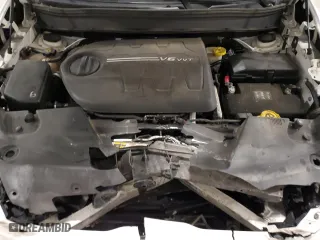 2016 Jeep Cherokee Altitude with VIN 1C4PJMCS3GW205254, listed as a Copart auction lot 43279015 with 98,350 mi miles and Salvage Title. Bid and sale history available at carsss.com. Image 12.