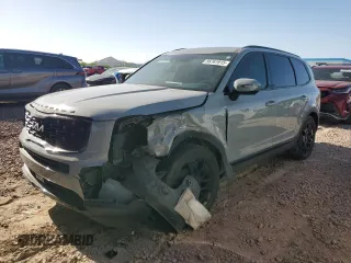 2022 Kia Telluride EX z VIN 5XYP3DHC1NG211253, wystawiony jako Copart lot #56761915 z przebiegiem 43 086 mil mil oraz Szkoda całkowita • Salvage title. Historia ofert i sprzedaży dostępna na DreamBid. Obrazek 1.
