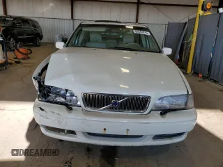 2000 Volvo S70 z VIN YV1LS61J8Y2632529, wystawiony jako Copart lot #88943915 z przebiegiem 210 495 mil mil oraz Szkody całkowita. Historia ofert i sprzedaży dostępna na DreamBid. Obrazek 5.