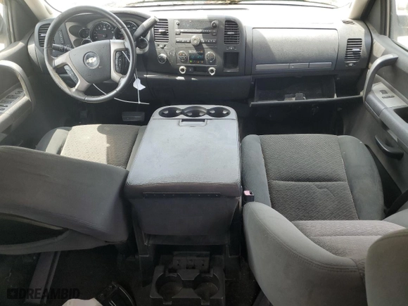 2007 Chevrolet Silverado 1500 LTZ with VIN 2GCEK13M571518737, listed as a Copart auction lot 53748405 with 180,758 mi miles and Clean Title. Bid and sale history available at carsss.com. Image 8.