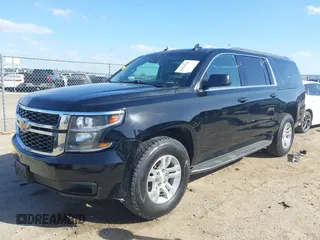 2019 Chevrolet Suburban LT with VIN 1GNSKHKC3KR394785, listed as a IAAI auction lot 41825236 with 39,216 mi miles. Bid and sale history available at carsss.com. Image 2.