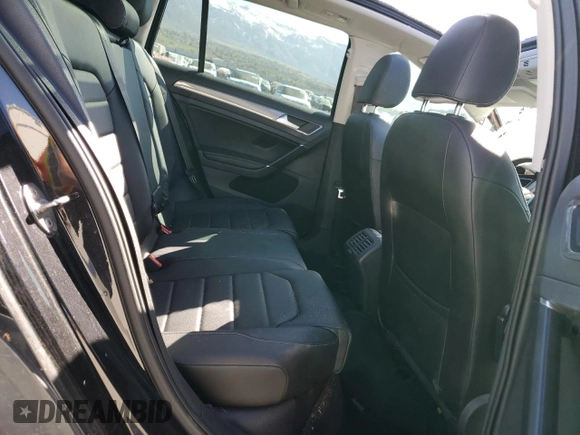 2017 Volkswagen Golf S z VIN 3VWH17AU0HM537838, wystawiony jako Copart lot #52188285 z przebiegiem 79 767 mil mil oraz Szkoda całkowita • Salvage title. Historia ofert i sprzedaży dostępna na DreamBid. Obrazek 10.