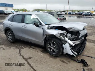 2024 Honda HR-V EX-L z VIN 3CZRZ2H79RM711744, wystawiony jako Copart lot #55911985 z przebiegiem 8 261 mil mil oraz Szkoda całkowita • Salvage title. Historia ofert i sprzedaży dostępna na DreamBid. Obrazek 4.