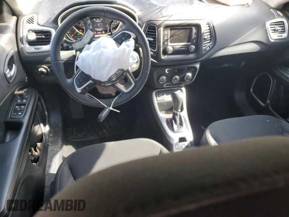 2018 Jeep Compass Sport with VIN 3C4NJCAB5JT240492, listed as a Copart auction lot 53626845 with 75,355 mi miles and Salvage title. Bid and sale history available at DreamBid. Image 8.